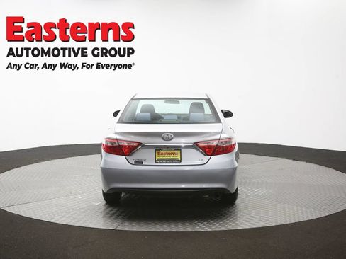 Used 2017 Toyota Camry LE FWD image 35