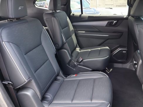 New 2025 Buick Enclave Sport Touring w/ Trailering Package, 5000 lbs. image 19