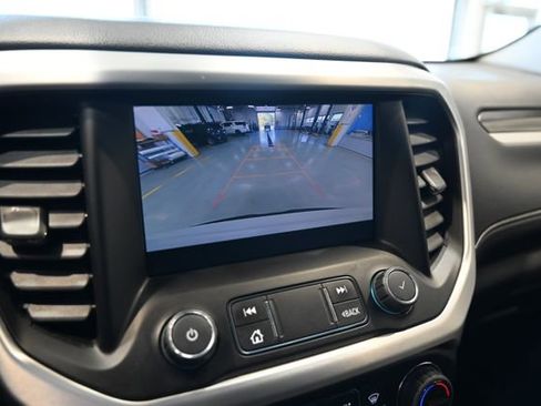 Used 2023 GMC Acadia SLT w/ Elevation Edition AWD/4WD image 17