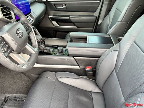 Certified 2025 Toyota Sequoia Platinum w/ TRD Off-Road Package AWD/4WD image 21