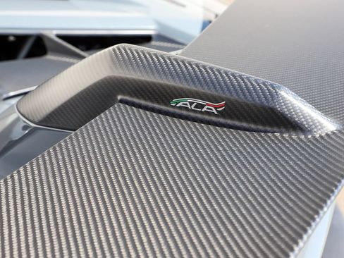 Used 2019 Lamborghini Aventador SVJ AWD/4WD image 22