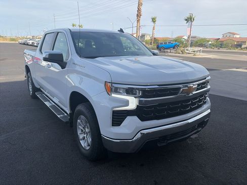 Used 2024 Chevrolet Silverado 1500 LT w/ Convenience Package II AWD/4WD image 7