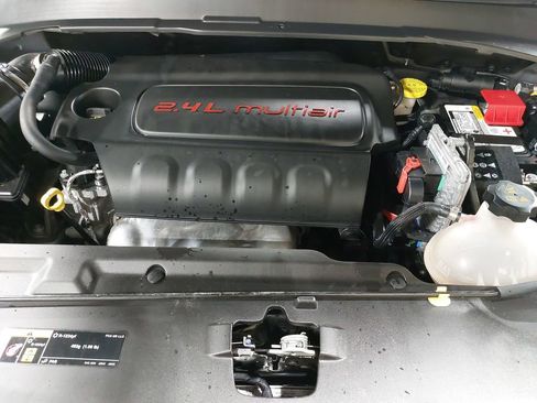 Used 2022 Jeep Compass Trailhawk w/ Trailhawk Convenience Group image 29