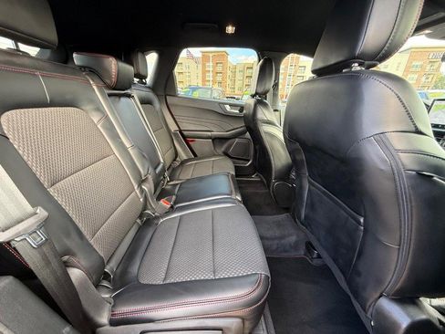 Certified 2023 Ford Escape ST-Line w/ Tech Pack #1 image 10