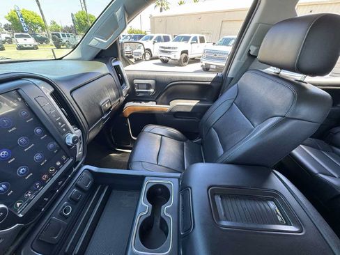 Used 2016 Chevrolet Silverado 1500 LTZ RWD image 32