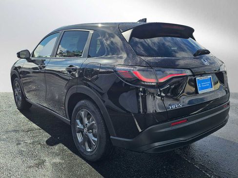 New 2026 Honda HR-V LX image 5