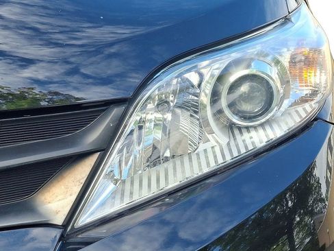 Used 2020 Toyota Sienna L image 9