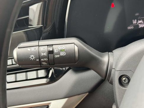 Used 2023 Lexus RX 350 Premium w/ Accessory Package (Z1) AWD/4WD image 29
