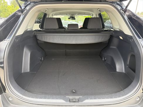 Certified 2025 Toyota RAV4 LE AWD/4WD image 29