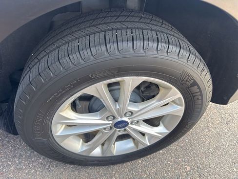 Used 2018 Ford Escape SE AWD/4WD image 12
