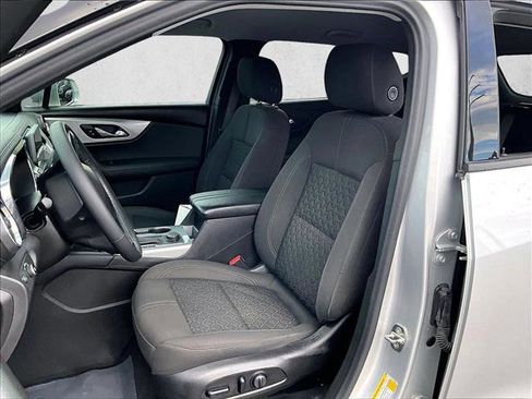 Used 2020 Chevrolet Blazer LT image 23