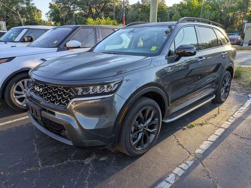 Used 2023 Kia Sorento X-Line EX image 3