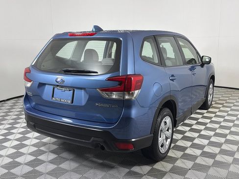 Used 2022 Subaru Forester AWD/4WD image 5