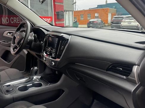 Used 2020 Chevrolet Traverse LS image 26