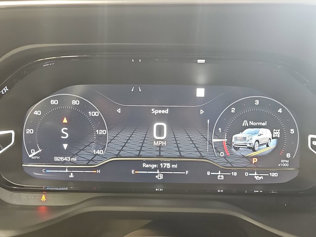 Used 2022 GMC Yukon Denali AWD/4WD image 31