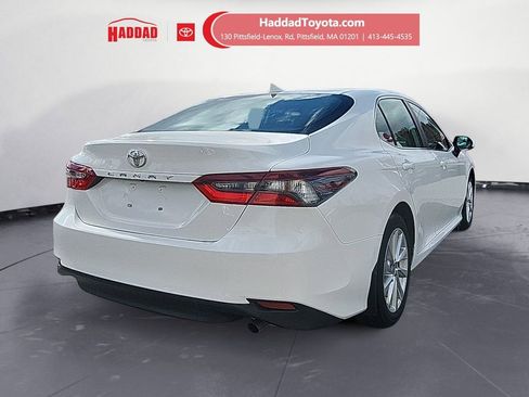 Used 2024 Toyota Camry LE image 5