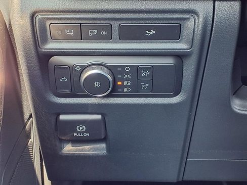 Used 2022 Ford F150 XLT w/ Equipment Group 302A High image 19