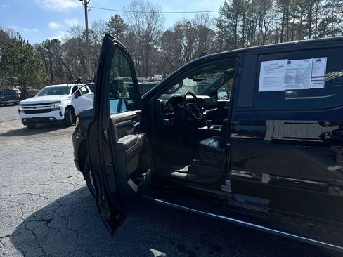 Used 2023 Chevrolet Silverado 1500 RST w/ Convenience Package II image 13