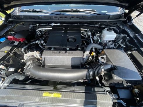 Certified 2026 Nissan Frontier SV w/ SV Convenience Package AWD/4WD image 31