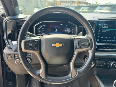 Used 2022 Chevrolet Silverado 1500 High Country w/ High Country Premium Package AWD/4WD image 23
