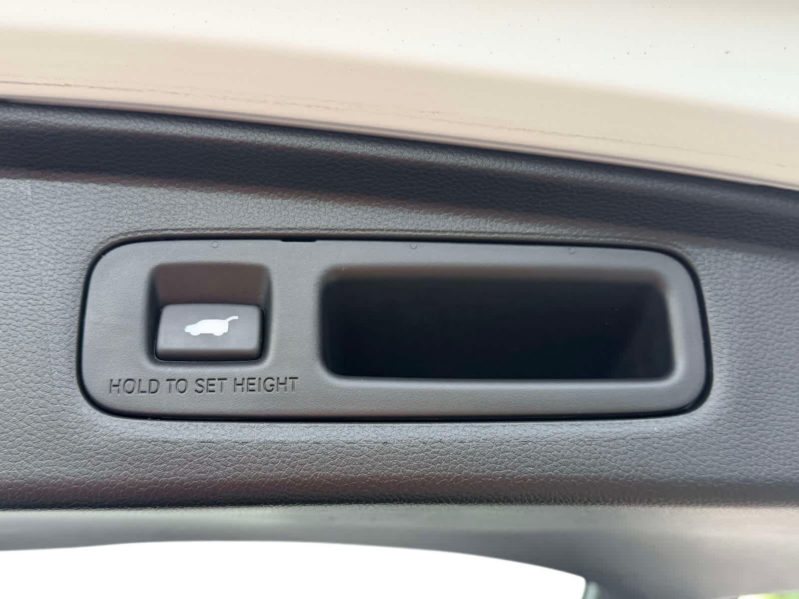 Used 2024 Honda CR-V Sport-L image 9