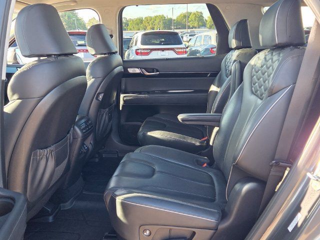Used 2021 Hyundai Palisade Limited FWD image 6