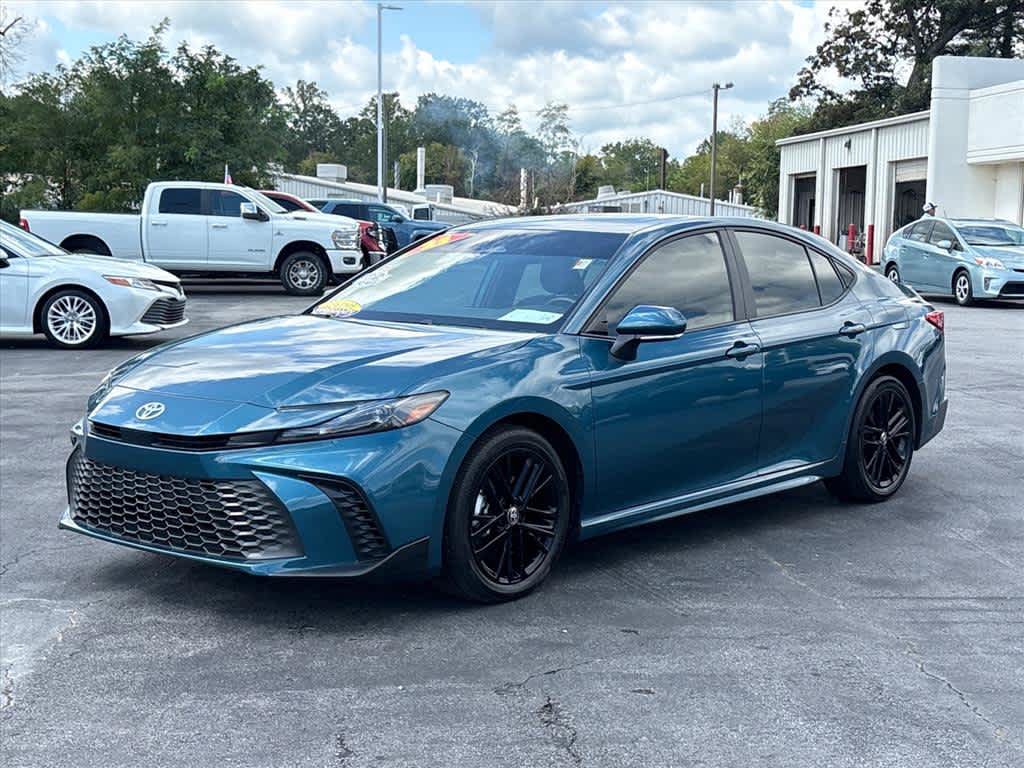 Used 2025 Toyota Camry SE w/ Multimedia Upgrade Package FWD image 26