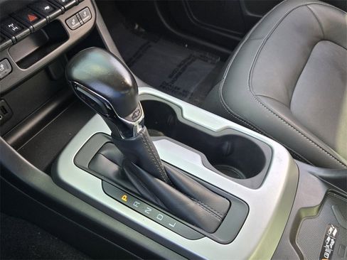 Used 2022 Chevrolet Colorado ZR2 image 25