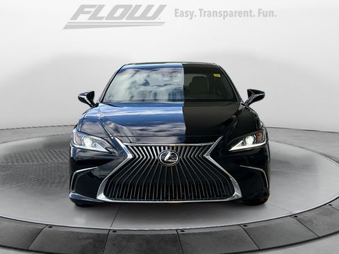 Used 2021 Lexus ES 250 image 2