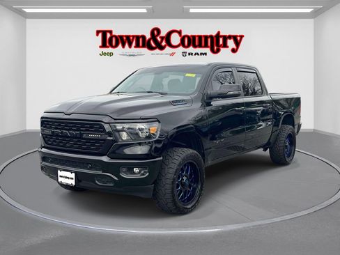 Used 2023 RAM 1500 Big Horn AWD/4WD image 3