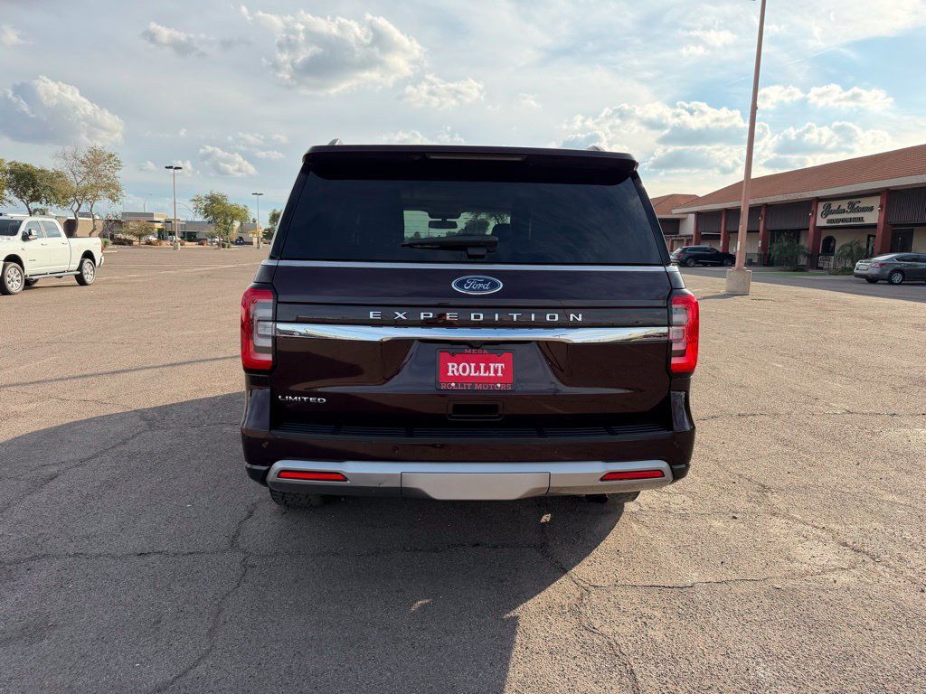 Used 2024 Ford Expedition Limited AWD/4WD image 8