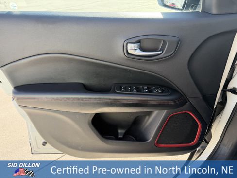 Used 2018 Jeep Compass Trailhawk w/ Leather Interior Group image 19