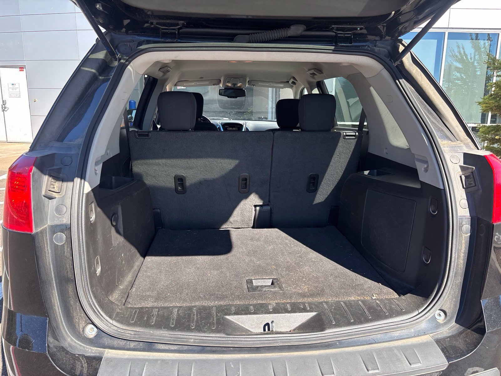 Used 2015 GMC Terrain SLE AWD/4WD image 7
