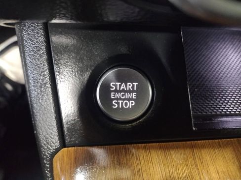 Used 2022 Audi Q5 2.0T Premium image 27