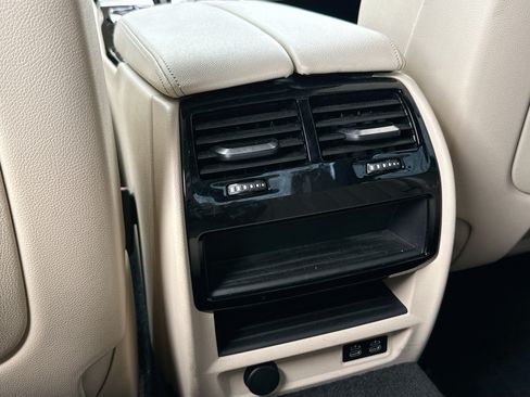 Used 2022 BMW 530i w/ M Sport Package RWD image 26