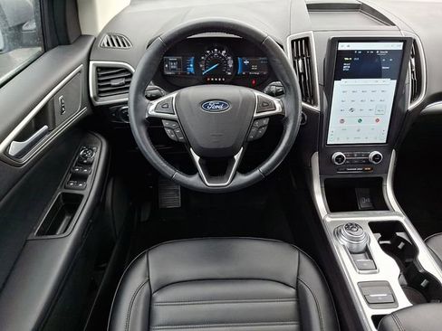 Used 2022 Ford Edge SEL w/ Convenience Package image 12