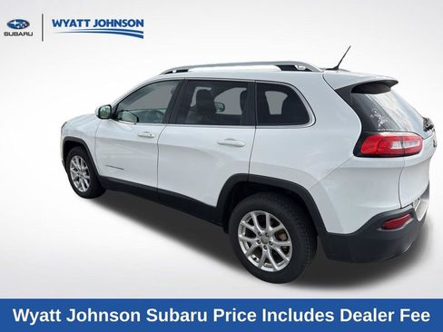 Used 2018 Jeep Cherokee Latitude FWD image 6