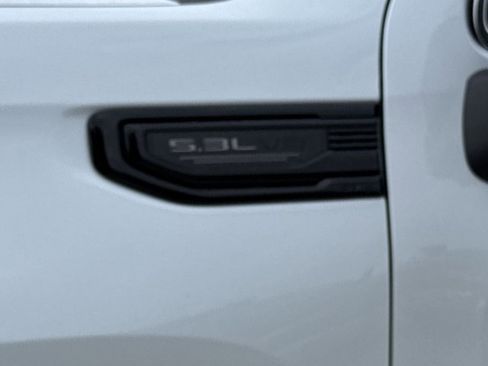 New 2026 GMC Sierra 1500 SLT w/ SLT Premium Plus Package AWD/4WD image 17