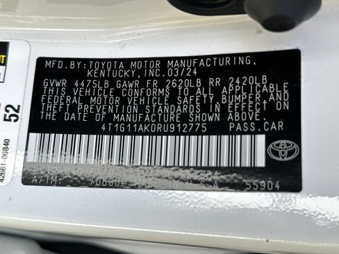 Used 2024 Toyota Camry SE FWD image 33