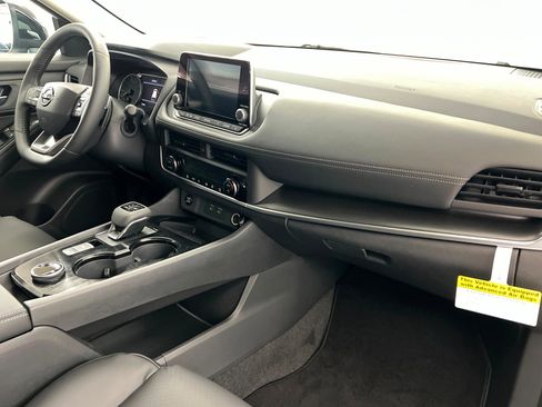 New 2026 Nissan Rogue SV image 24