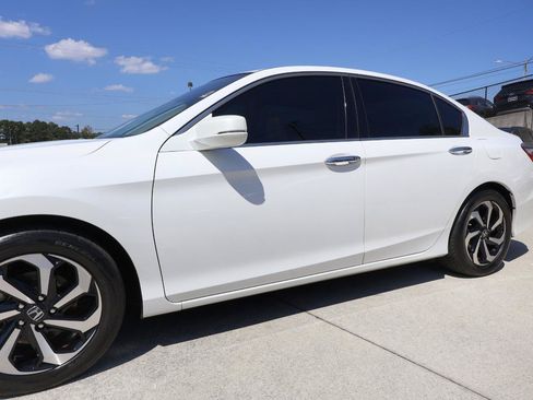 Used 2016 Honda Accord EX-L image 31