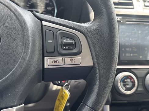 Used 2018 Subaru Forester 2.5i Premium AWD/4WD image 15