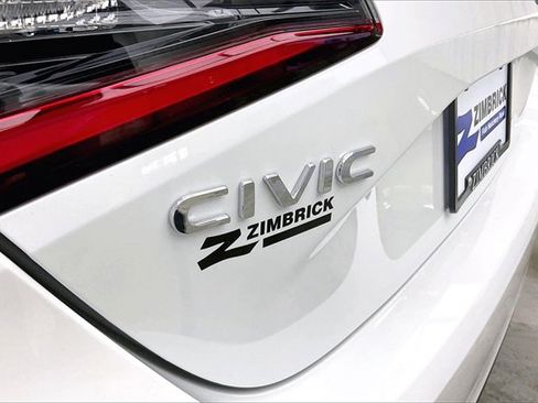 Certified 2025 Honda Civic Sport image 9