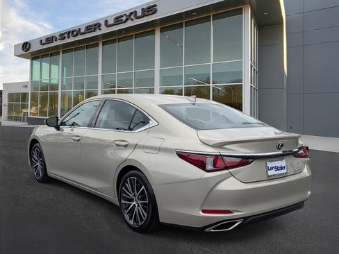 Certified 2025 Lexus ES 350 w/ Premium Package FWD image 5