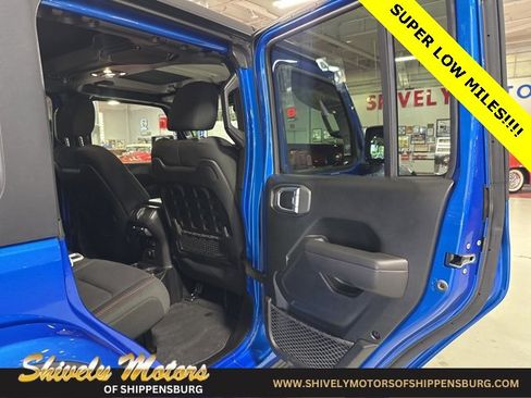 Certified 2021 Jeep Wrangler Unlimited Rubicon image 35