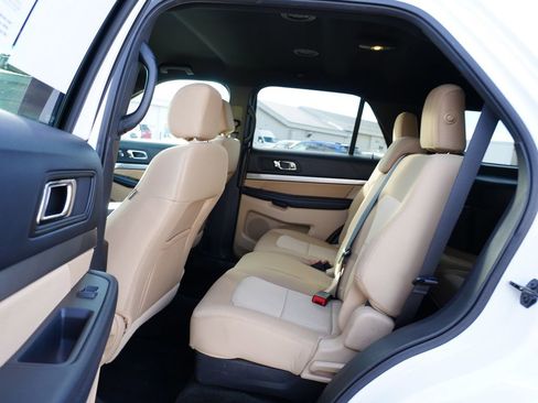 Used 2016 Ford Explorer 4WD image 18
