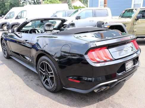 Used 2022 Ford Mustang GT Premium RWD image 3