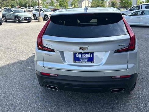 Used 2021 Cadillac XT4 Luxury image 5