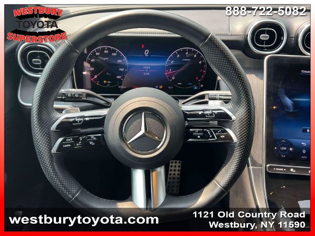 Used 2025 Mercedes-Benz GLC 300 4MATIC image 17