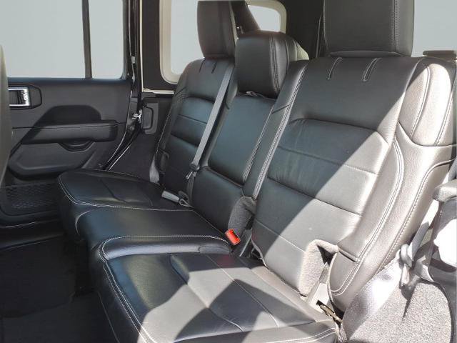 Used 2021 Jeep Wrangler Unlimited Sahara w/ Dual Top Group AWD/4WD image 19
